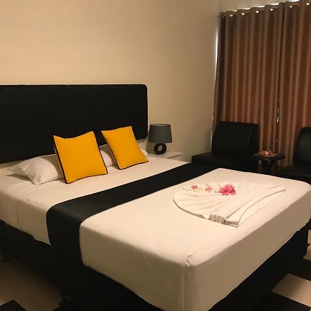 Moatoga Hotel Апіа Екстер'єр фото