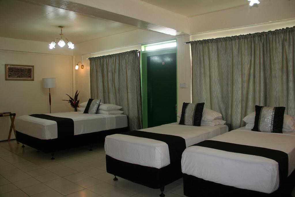 Moatoga Hotel Апіа Екстер'єр фото