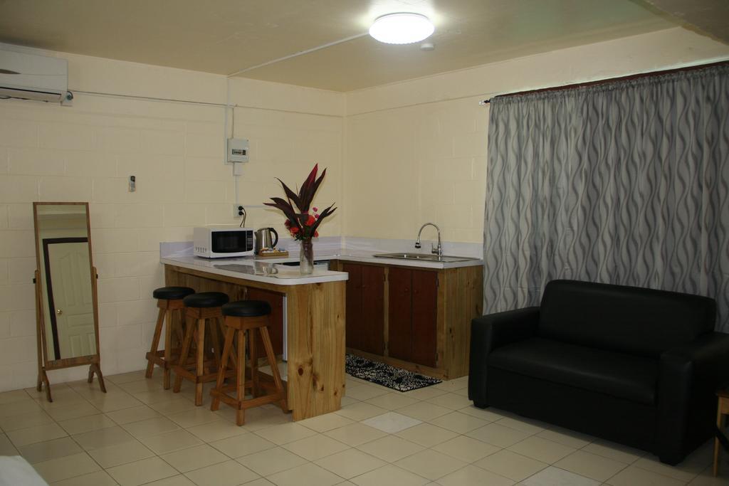 Moatoga Hotel Апіа Екстер'єр фото