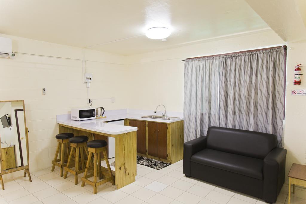 Moatoga Hotel Апіа Екстер'єр фото