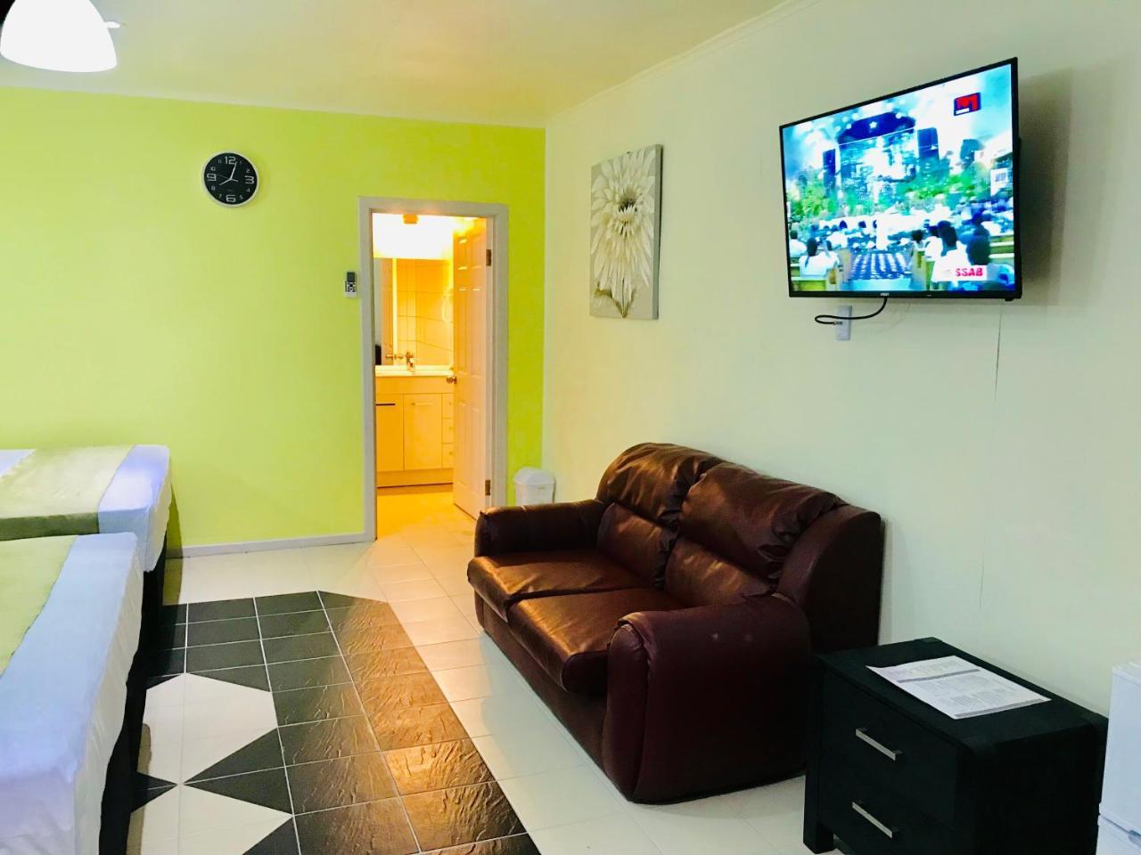 Moatoga Hotel Апіа Екстер'єр фото