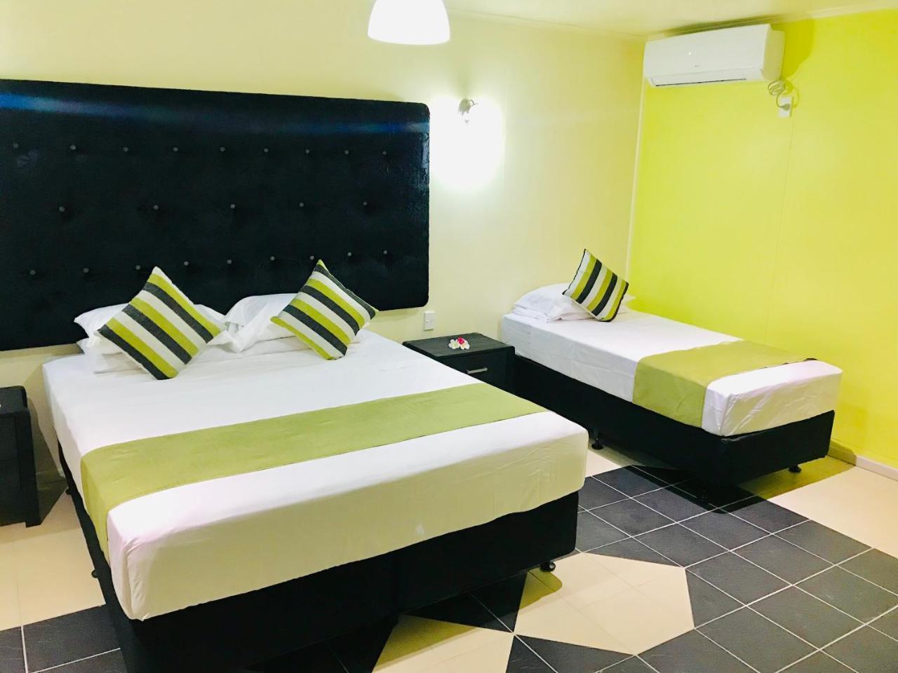 Moatoga Hotel Апіа Екстер'єр фото